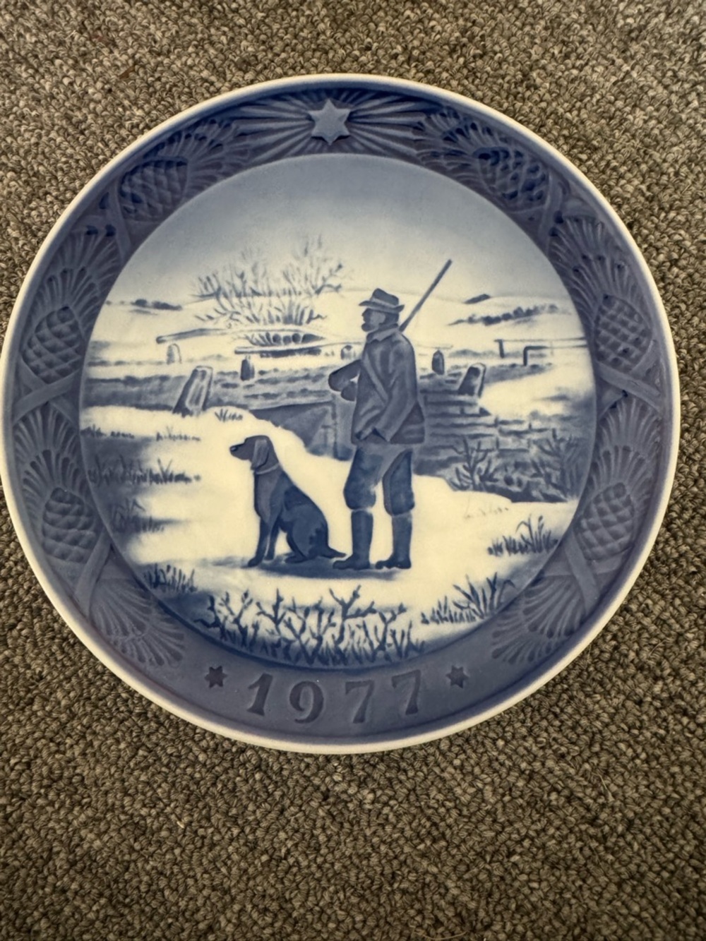Royal Copenhagen Blue and White 1977 Commemorative Plate